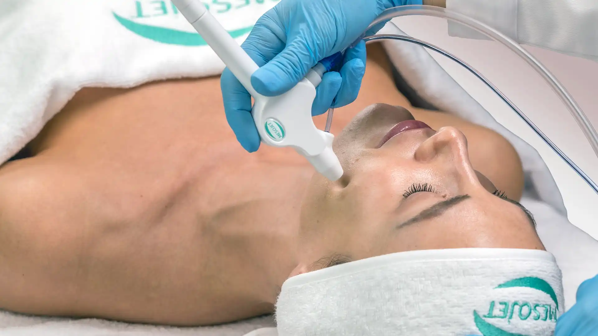 Soins laser diode mésothérapie sans aiguille Laëtitia Louis